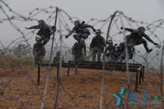 大學(xué)最新野戰(zhàn)圖片揭秘，小巷深處的獨特風情魅力展示