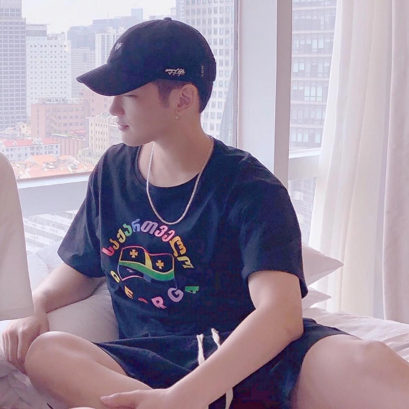 單人情侶的日常趣事，最新篇章