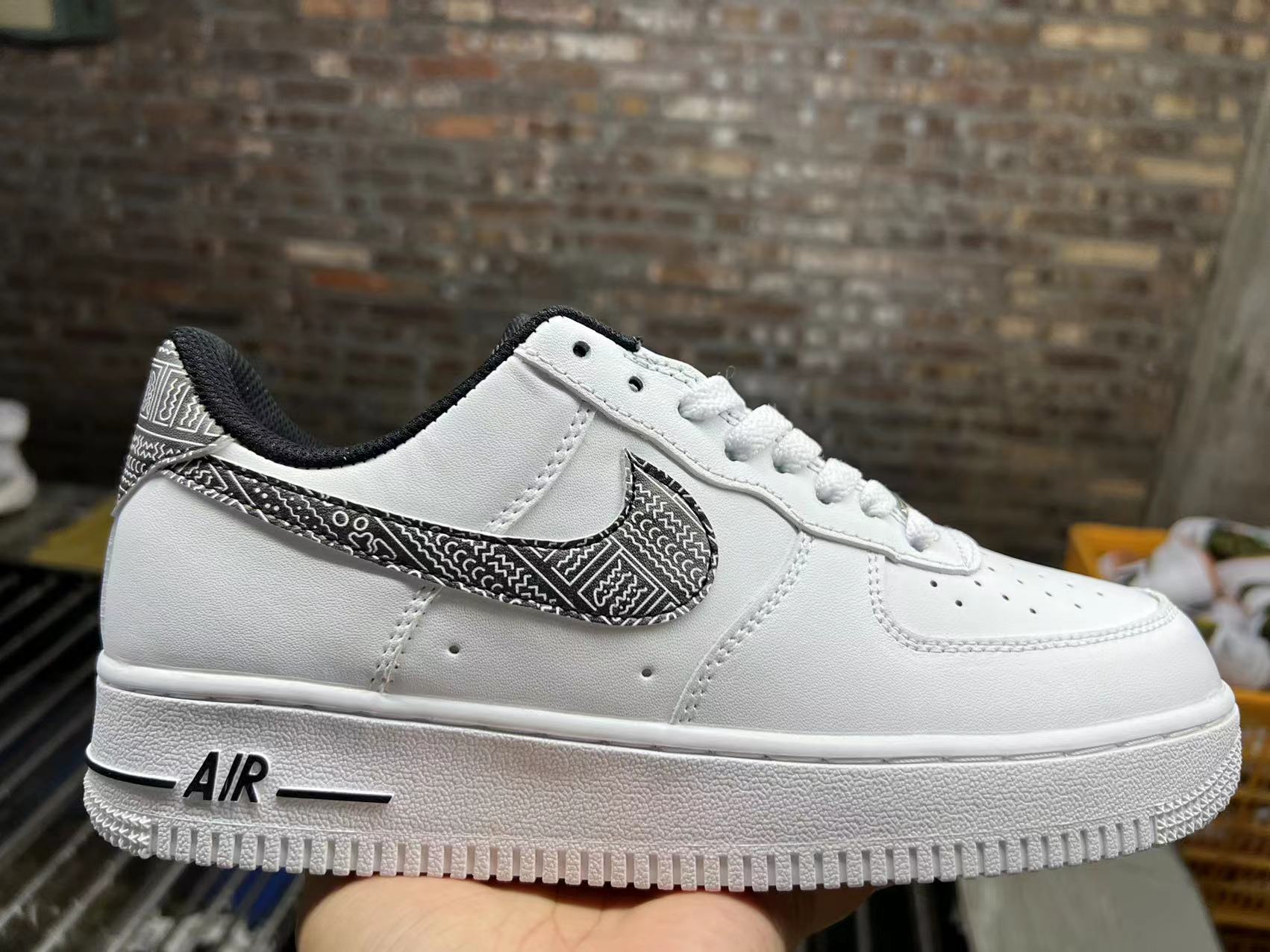 AF最新款時尚巔峰首發(fā)，引領潮流的巔峰之作！