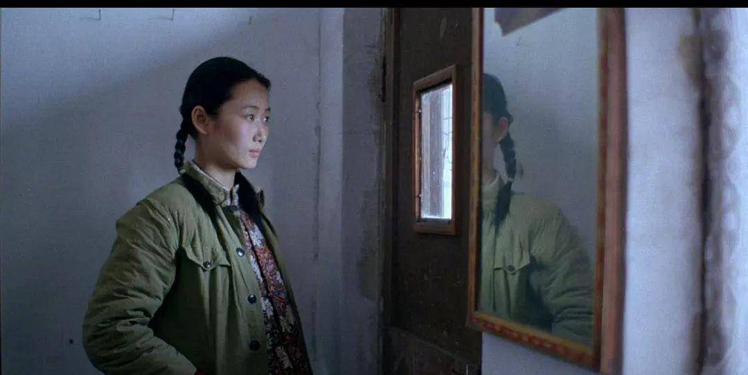 演員任逍遙，舞臺(tái)與銀幕的魅力人生探索