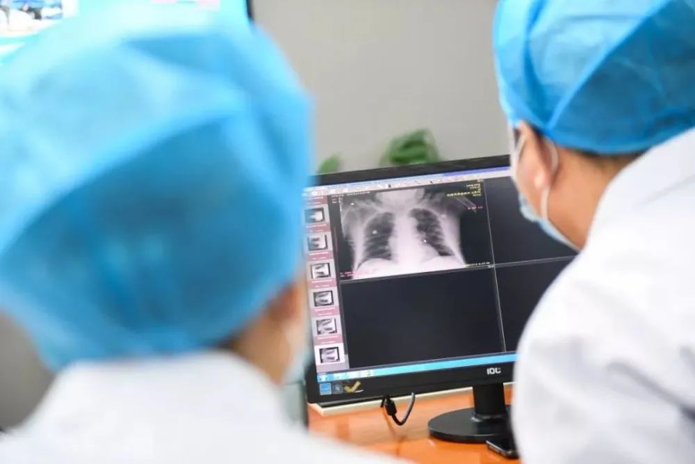 最新疫情動(dòng)態(tài)圖，疫情與歡樂(lè)生活的交織