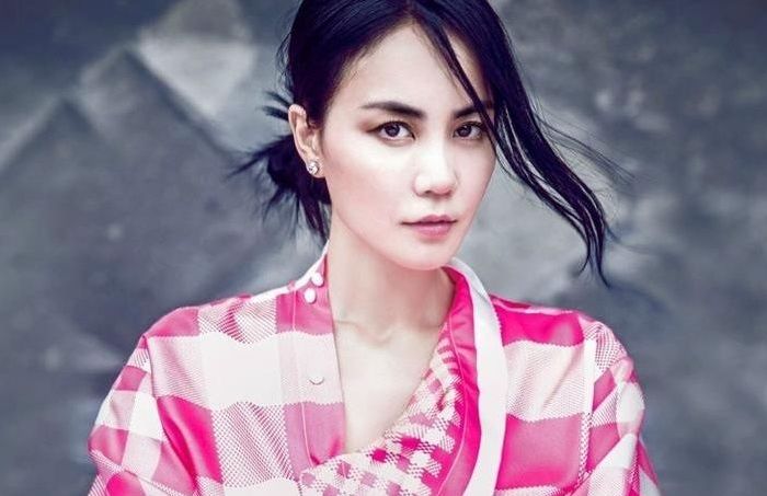 王菲謝霆鋒最新動(dòng)態(tài)曝光，一覽無(wú)遺