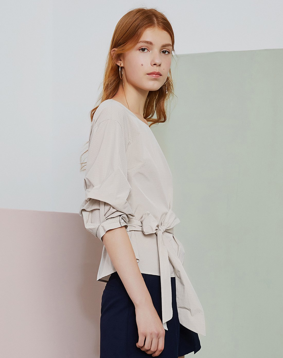 紅袖新款服飾，時尚自信之源，引領(lǐng)風(fēng)尚變化之路