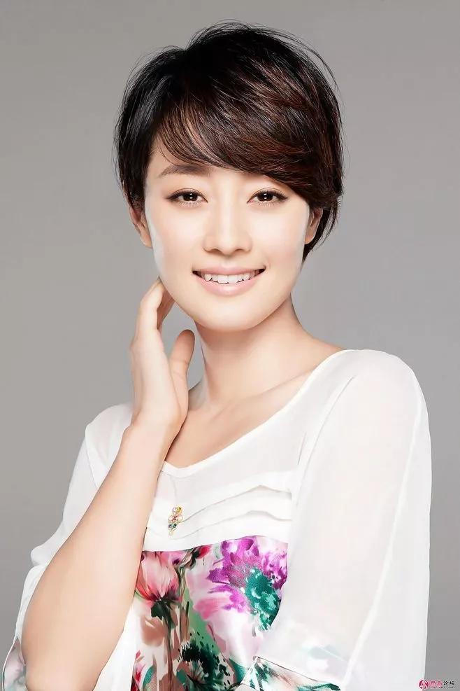 十大女明星傳奇星途，閃耀人生的傳奇故事