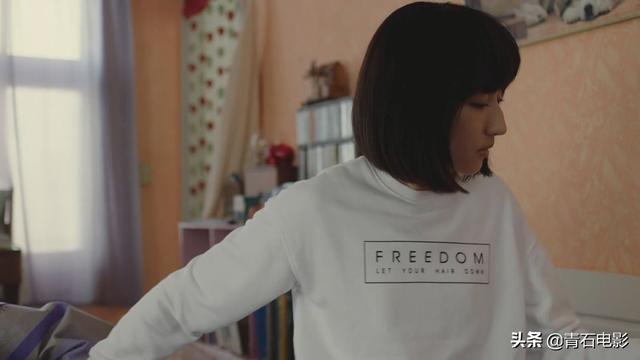 演員何佳，炸裂演技，魅力四射??