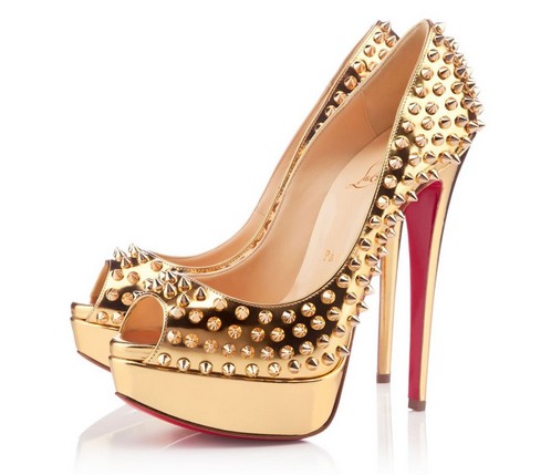 最新鞋業(yè)加盟資訊大揭秘，加盟趨勢、熱門品牌一網(wǎng)打盡！