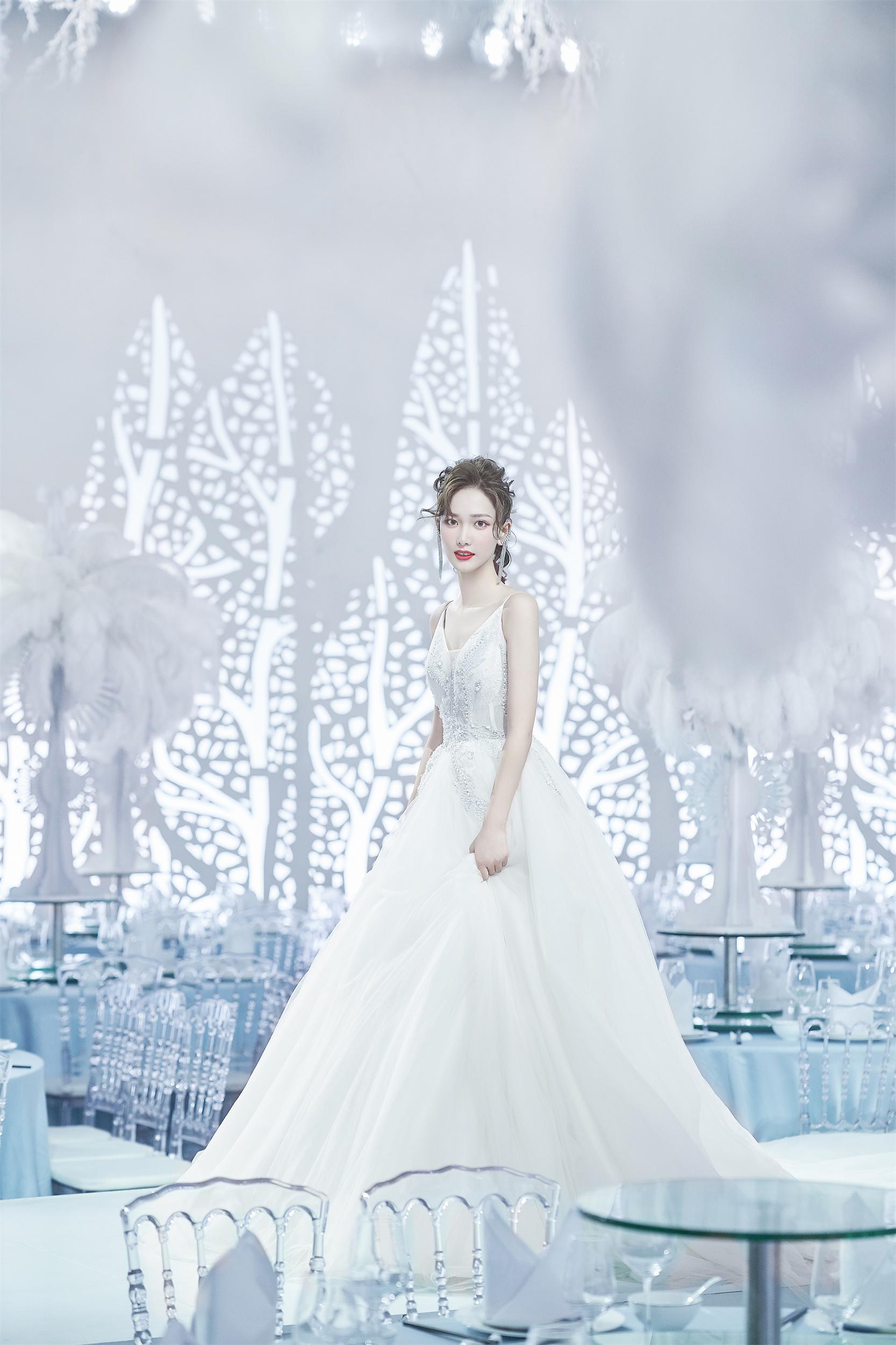 婚慶主持人最新祝福語(yǔ)與探索自然美景之旅，尋找內(nèi)心的平和寧?kù)o