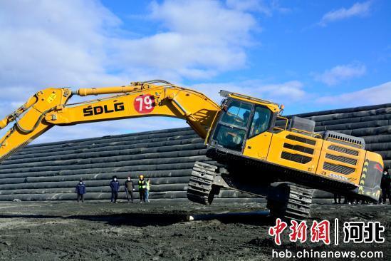 挖土機比賽，科技巨擘較量，重塑未來工程機械魅力之戰(zhàn)