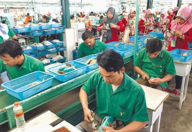 九興鞋業(yè)最新職位招聘，日常趣事與職業(yè)發(fā)展的交匯點(diǎn)