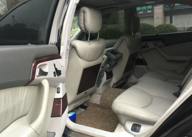 豪華與科技的完美融合，最新款大奔重磅登場(chǎng)