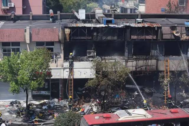 杭州爆炸事件最新圖片，溫馨日常小故事回顧