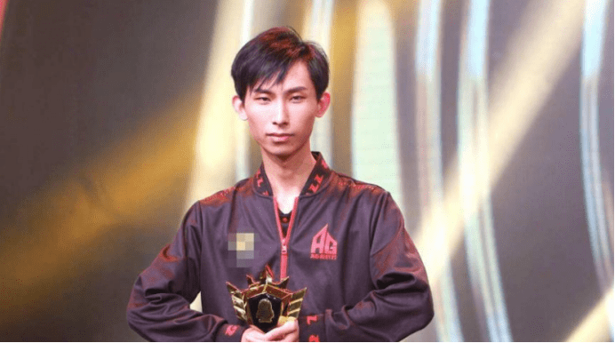 夢淚最新視頻，變化中的學習之旅，自信與成就感的起點