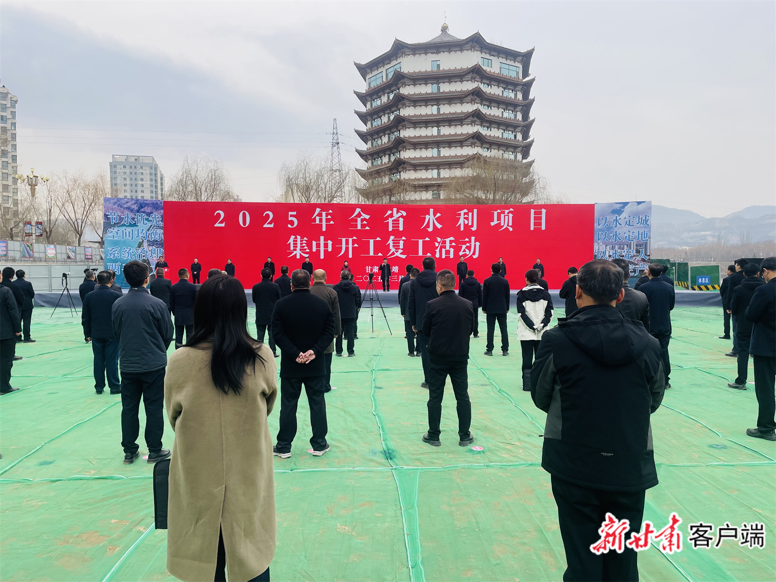 甘肅復(fù)工最新動(dòng)態(tài)，自然美景探索之旅，重拾內(nèi)心平靜