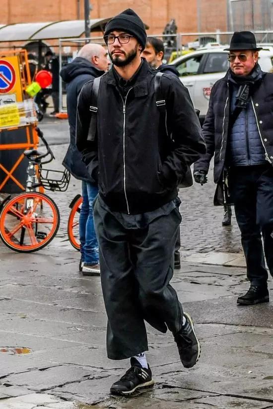 最新服飾男，引領(lǐng)時(shí)尚潮流的先鋒