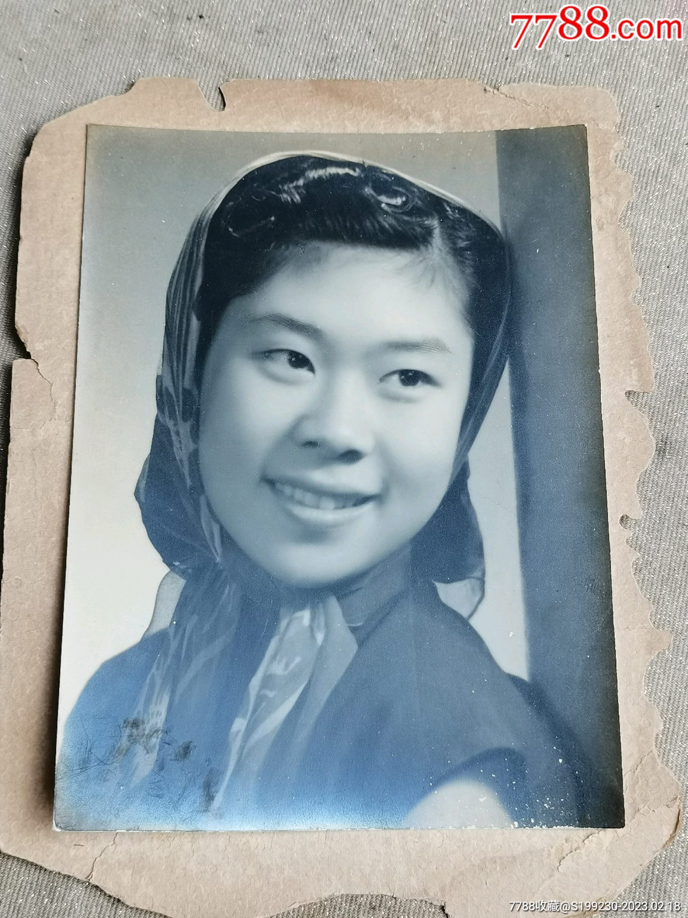 美女老照片的魅力，歷久彌新，時光見證美麗風采