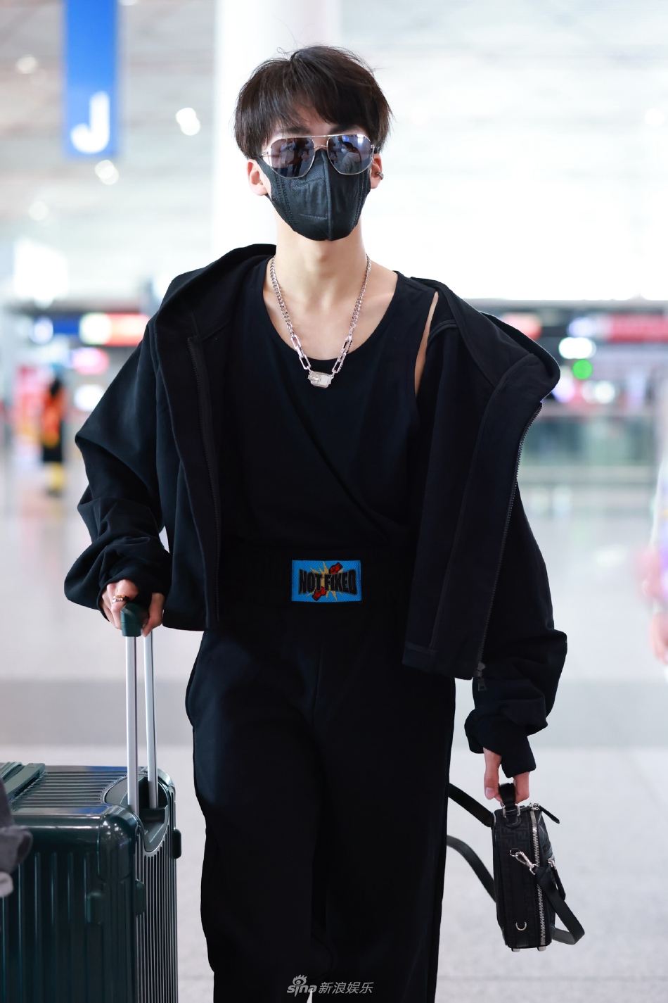 何洛洛機(jī)場(chǎng)最新動(dòng)態(tài)，自然美景的輕松探索之旅